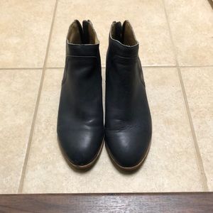 Real leather navy booties by Gee Wawa